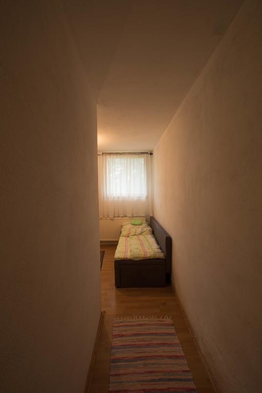 Apartments Ogorjelica Яхорина Екстер'єр фото