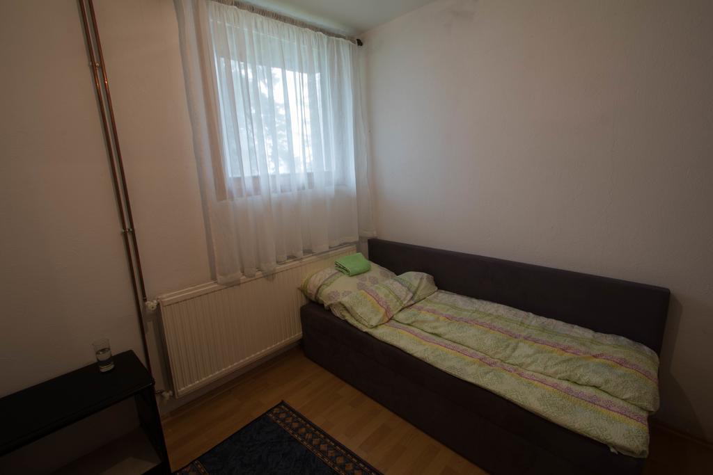Apartments Ogorjelica Яхорина Екстер'єр фото